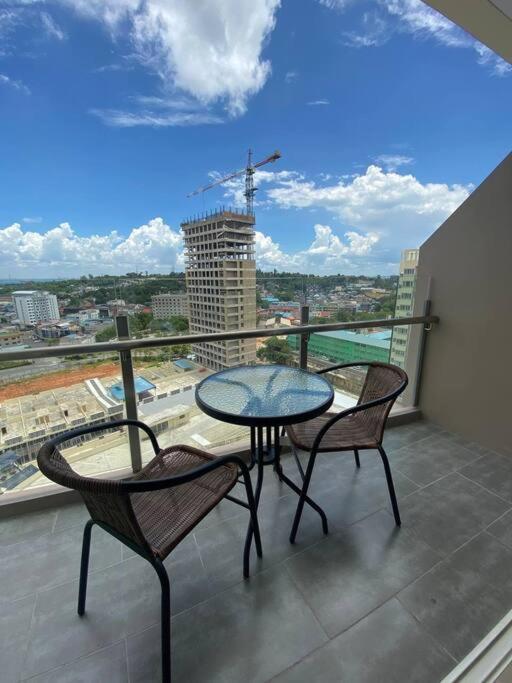 Nagoya Thamrin Apartment High Floor With View Ngoại thất bức ảnh