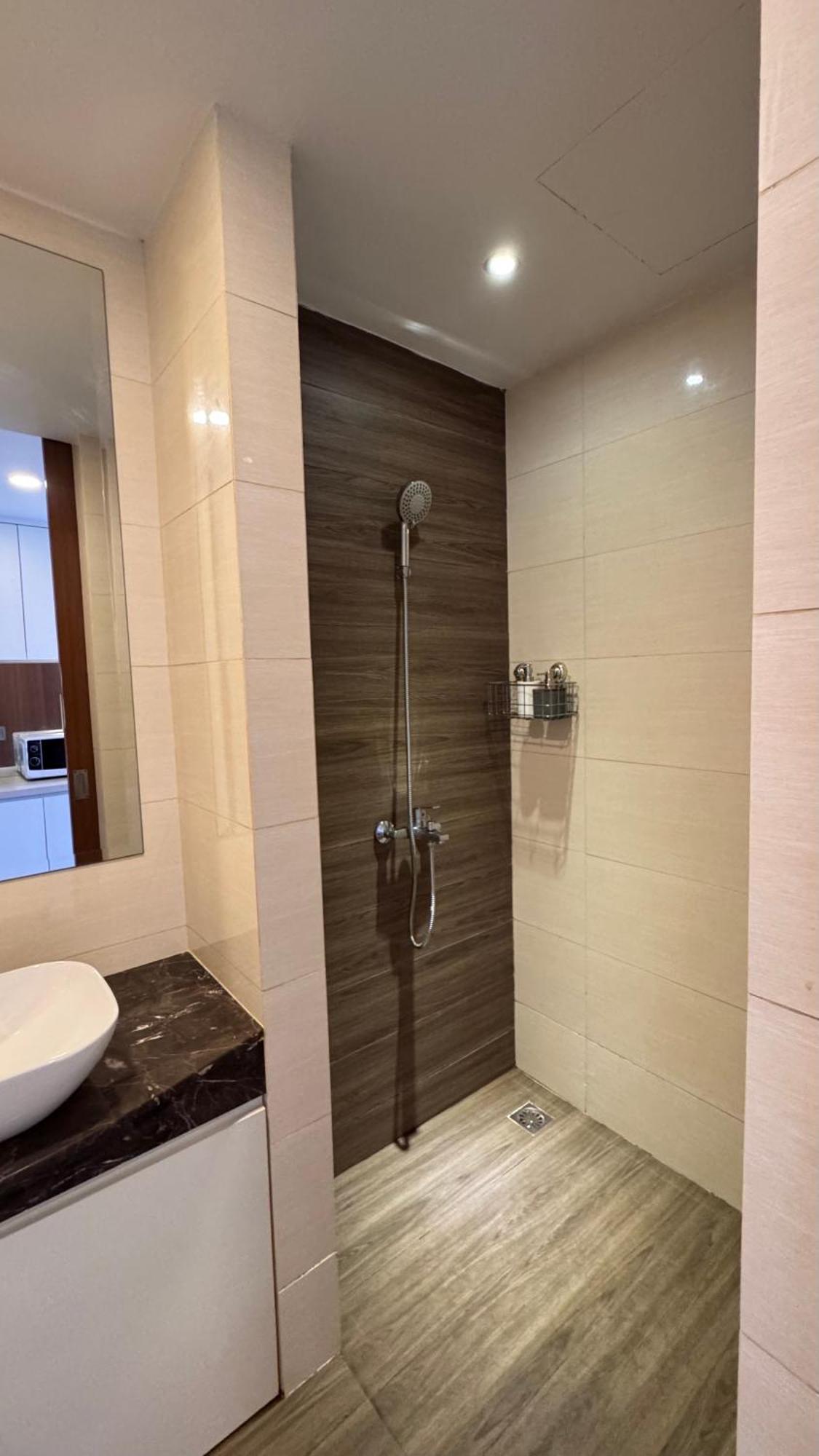 Nagoya Thamrin Apartment High Floor With View Ngoại thất bức ảnh